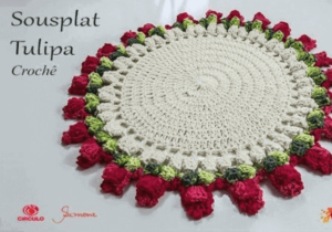 Imagem de um modelo de Sousplat de crochê com Tulipas