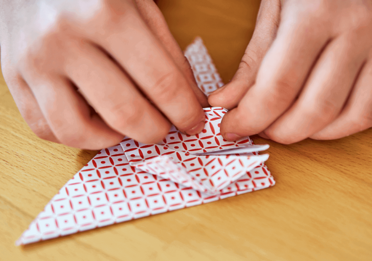 Como fazer Origami: Aprenda tudo sobre essa Técnica com Papel